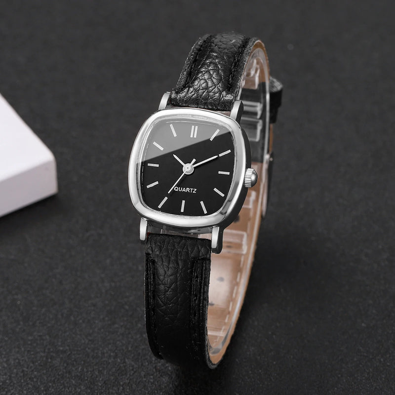 Elegant Leather Women’s Watch – Quartz Fashion